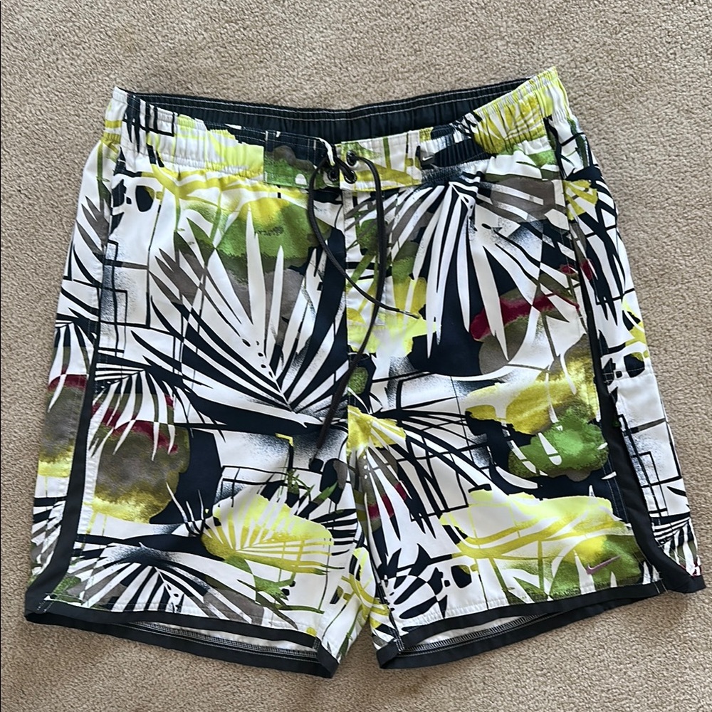 Nike Tropical shorts